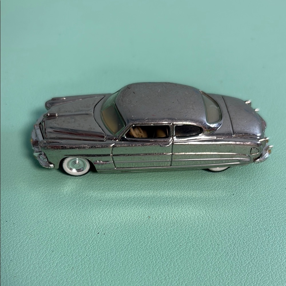 Johnny Lightning 1951 Chrysler Hudson Hornet Silver Coupe Kids Toy Car